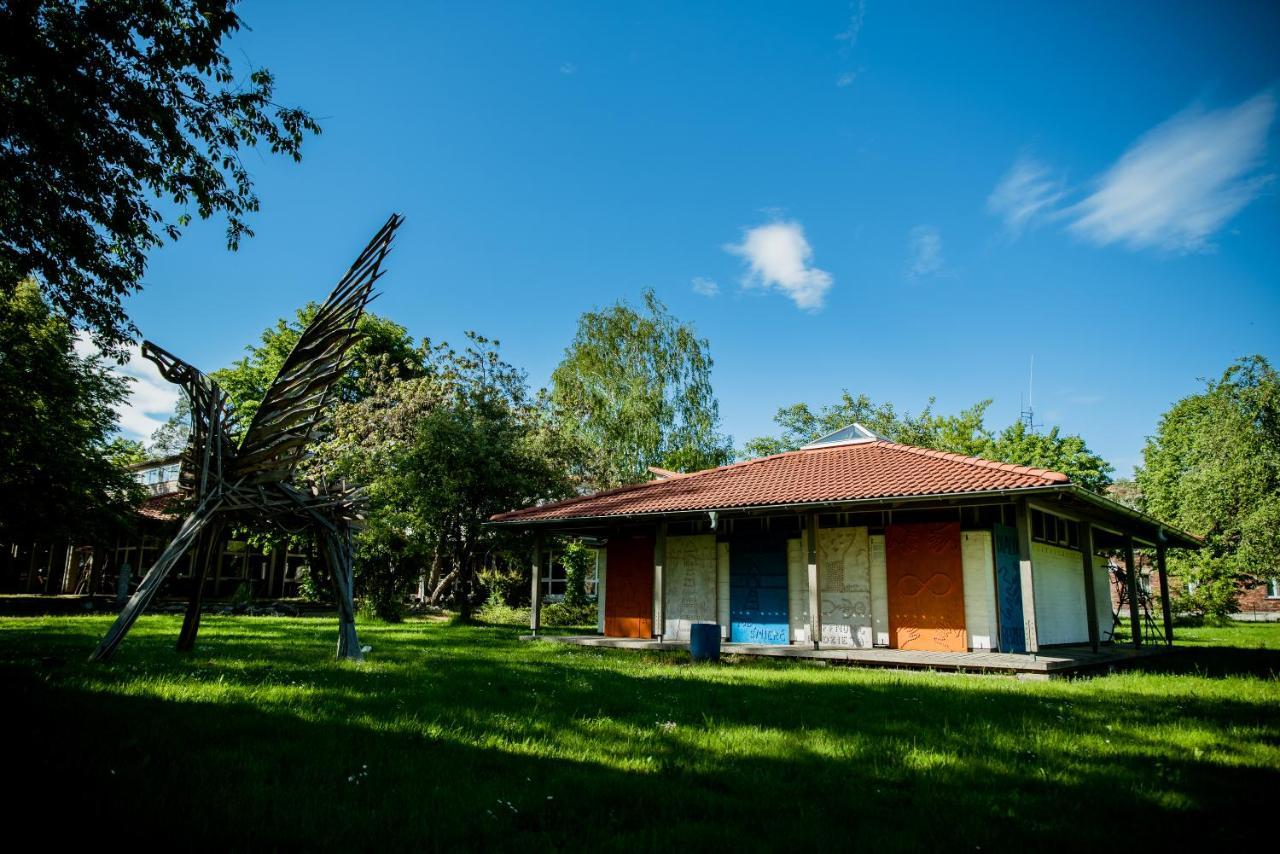 Miedzynarodowy Dom Spotkan Mlodziezy W Oswiecimiu Exterior photo